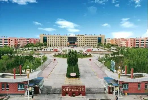 黑龙江高考241分左右的二本大学名单（2025年参考）