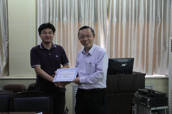 信息学院举办庆祝IEEE ISSCC 60周年暨IC高水平学术前沿讲座系列活动
