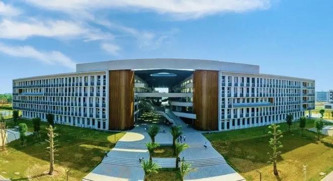 400多分能上的公办大学毕业直接进国企学生和家长要清楚！
