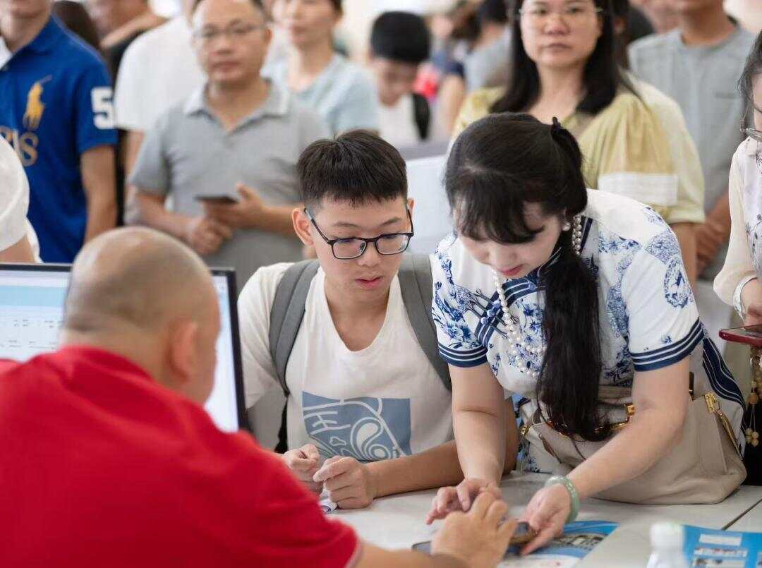 中考716分为啥选中职？