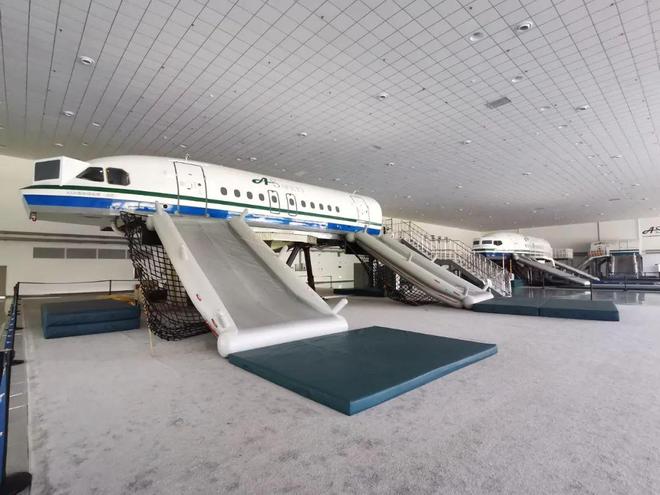昆明航空职业学院10亿元打造全省唯一航空专业高校