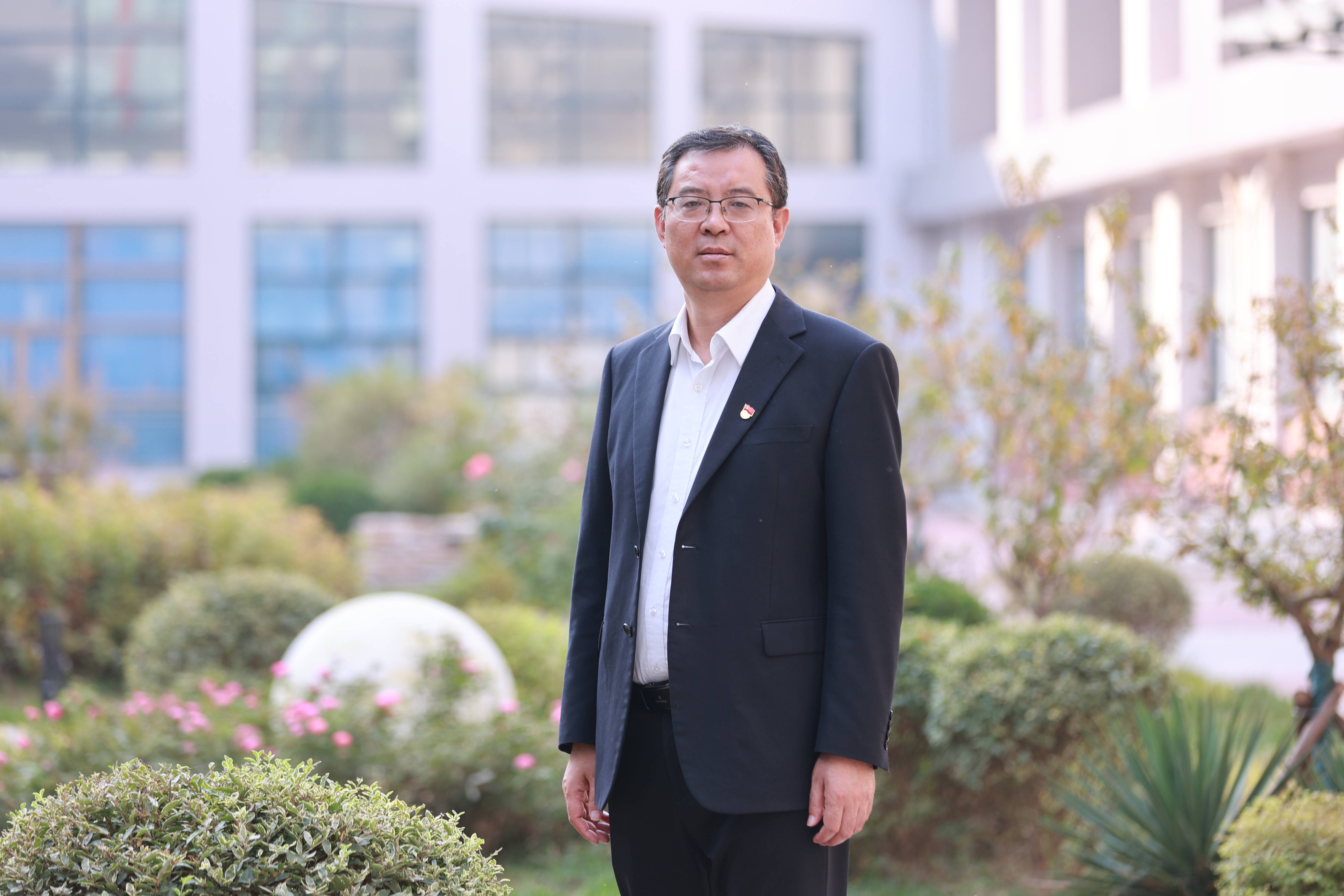 2025潍坊职教周｜孙曰波：做学生锤炼品格、学习知识、创新思维的引路人