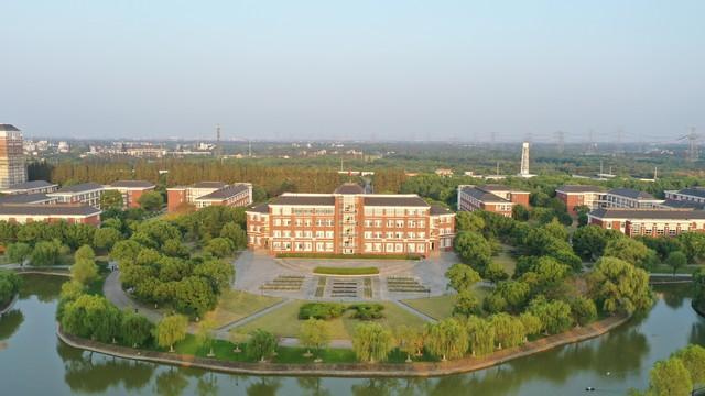 2025年广东省公办与民办大专院校录取全景分析