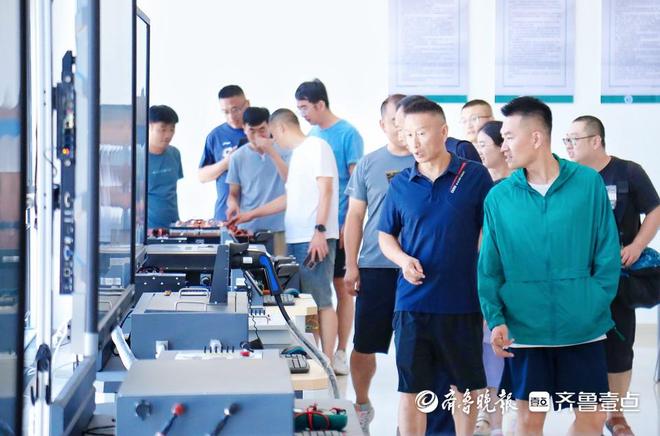 共话教育合作莒县高中教师团队到日照科技职业学院实地参观交流