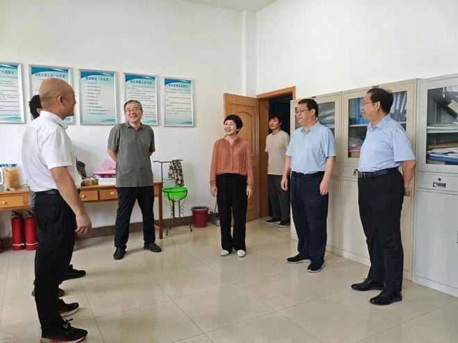 濮阳职业技术学院领导专项调研指导学校招生录取就业信息核查工作