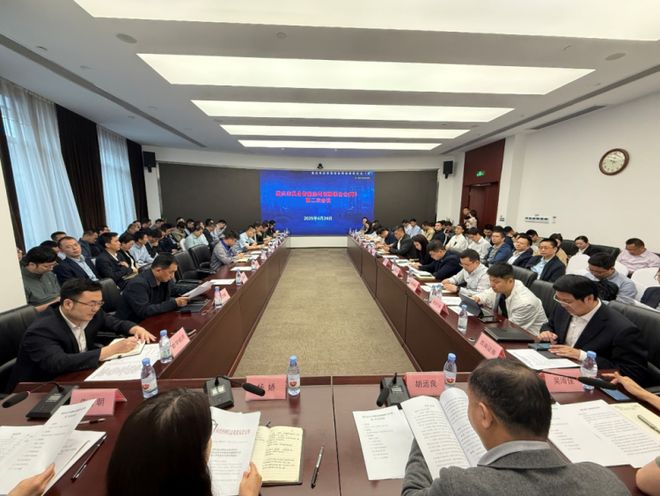 开源社区+联合会 百余家单位组队攻坚具身智能“重庆方案”